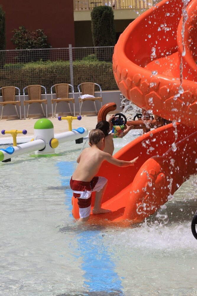 Hotel Electra Holiday Village Water Park Resort