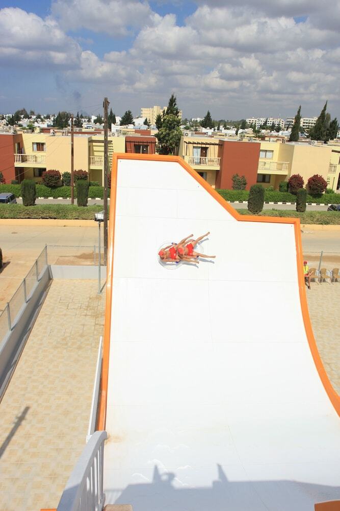 Hotel Electra Holiday Village Water Park Resort