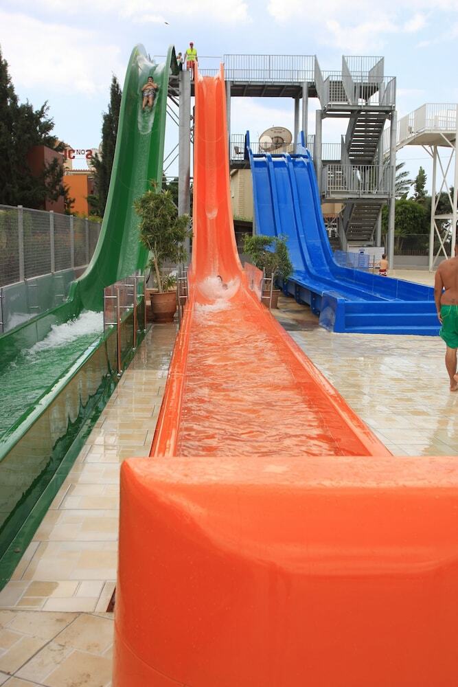 Hotel Electra Holiday Village Water Park Resort