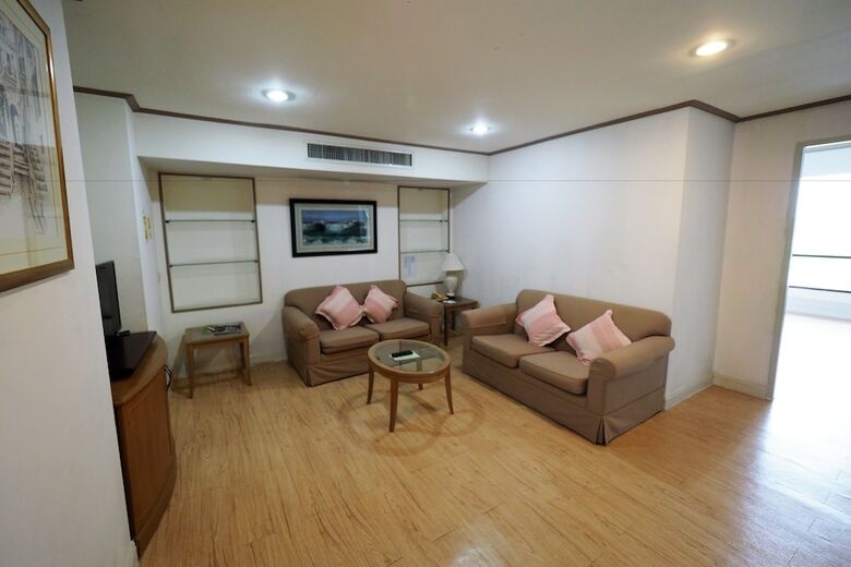 Hotel The Royal Gems Golf Resort
