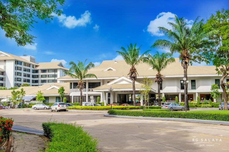 Hotel The Royal Gems Golf Resort