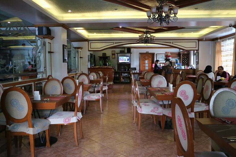 Golden Pine Hotel