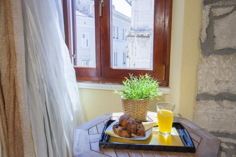Apartamentos Diana City Hall View