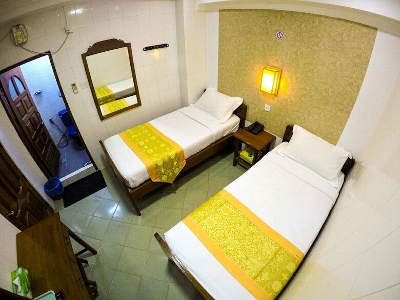 May Shan Hotel