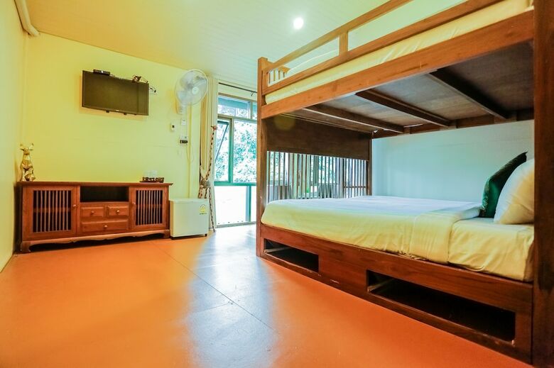 Hotel Panvaree Resort