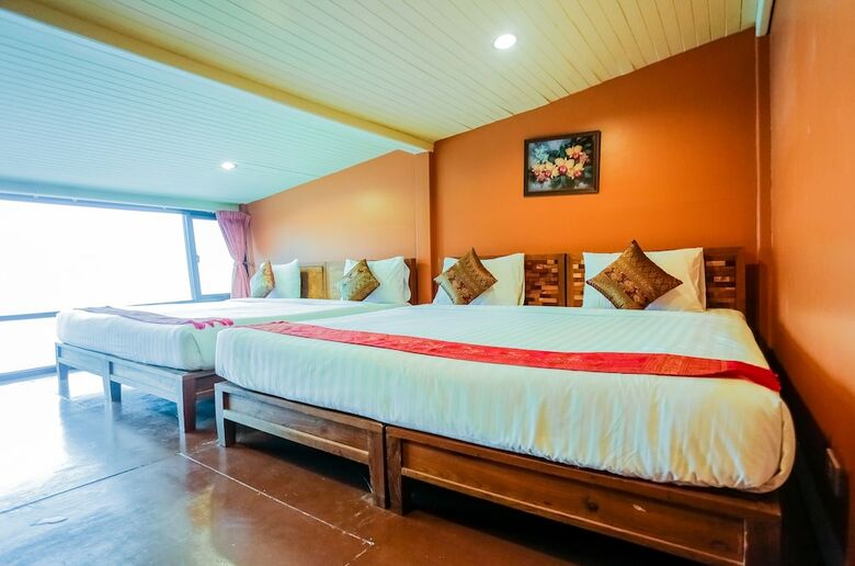 Hotel Panvaree Resort