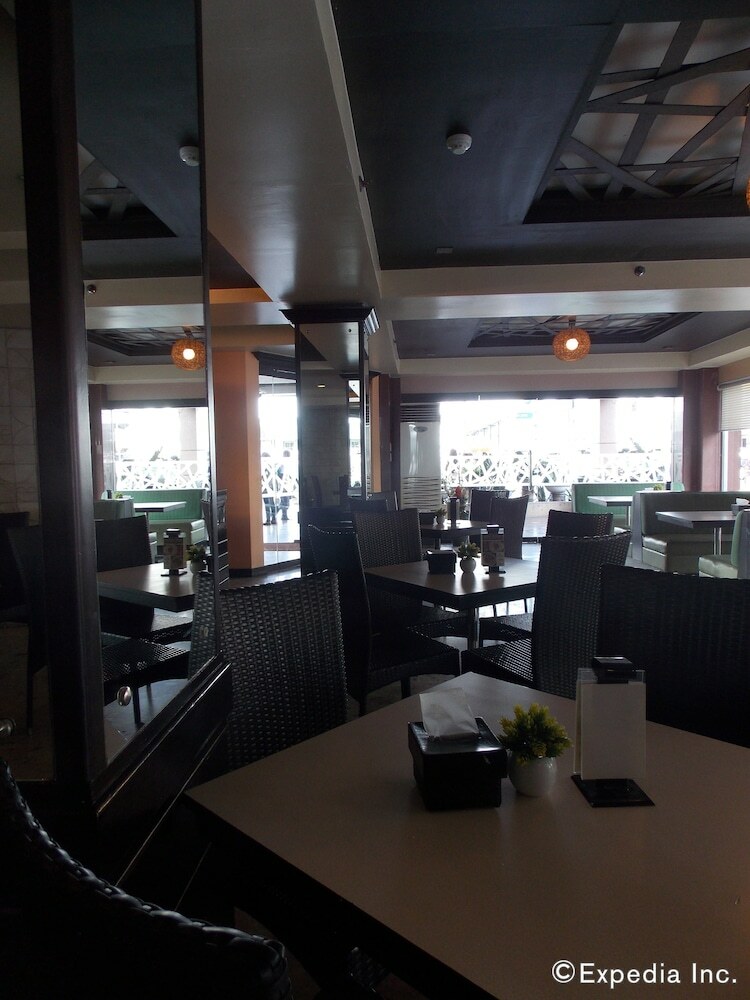 Mo2 Westown Hotel Bacolod - Downtown