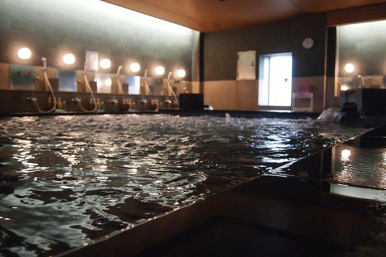 Rex Inn Kawasaki - Caters To Men