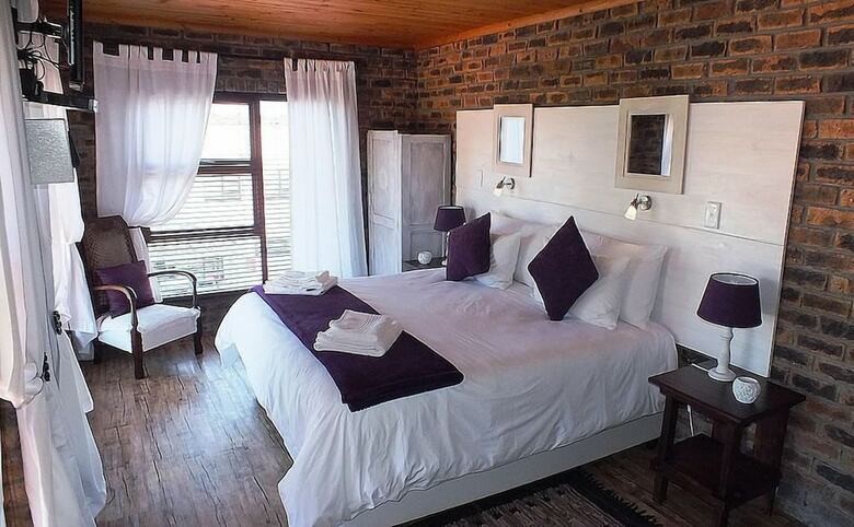 Bed & Breakfast White Shark Guest House