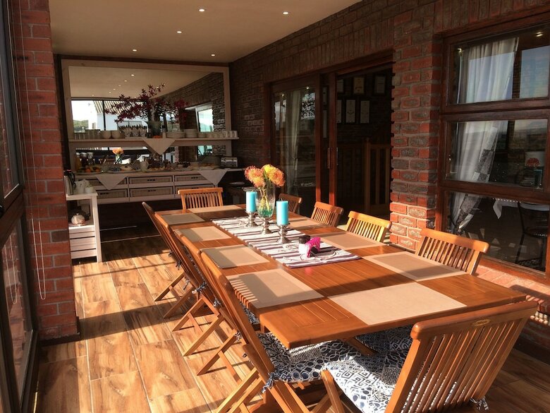 Bed & Breakfast White Shark Guest House