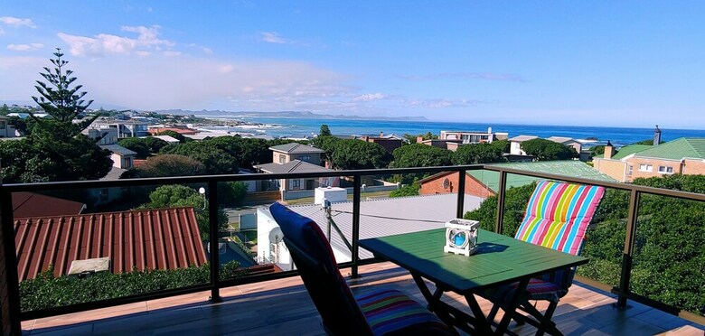 Bed & Breakfast White Shark Guest House