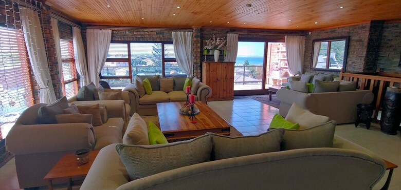 Bed & Breakfast White Shark Guest House