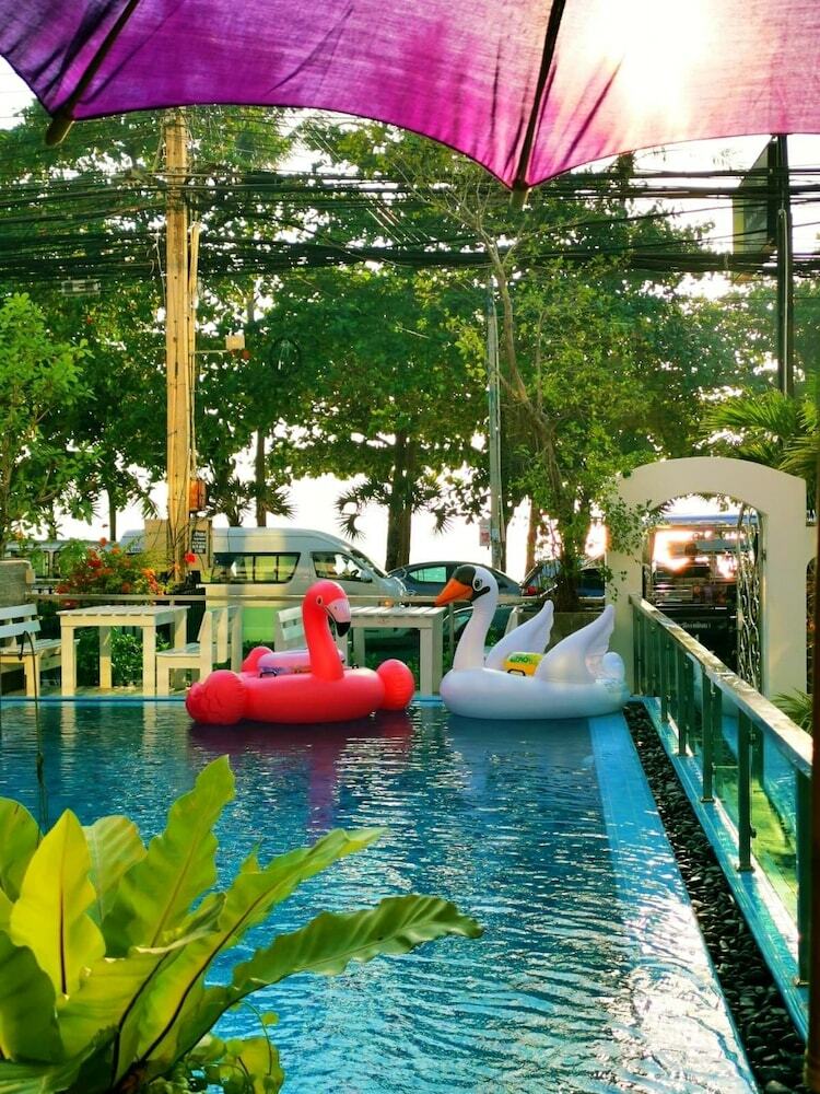 Aparthotel Beach Gallery House
