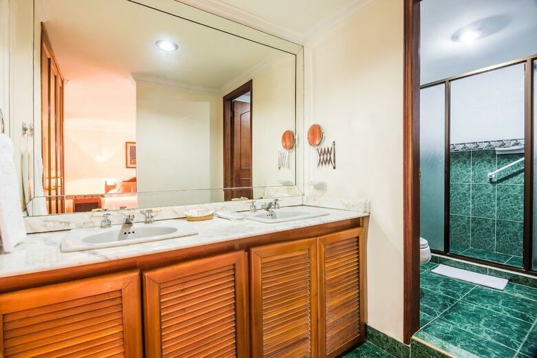 Hotel Majestic