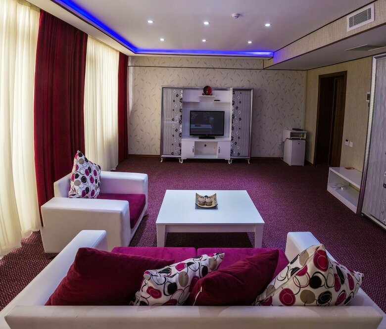 Golden Falcon Hotel