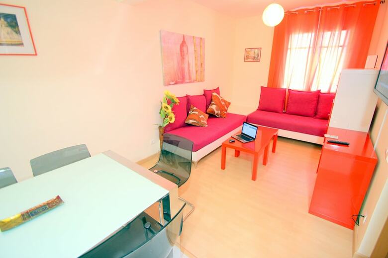 Stopbarcelona Universidad Apartments