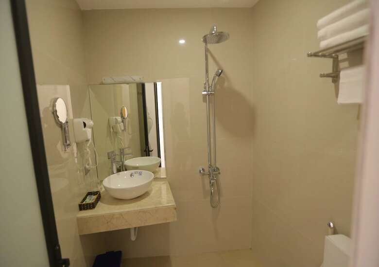 Madam Moon Hotel
