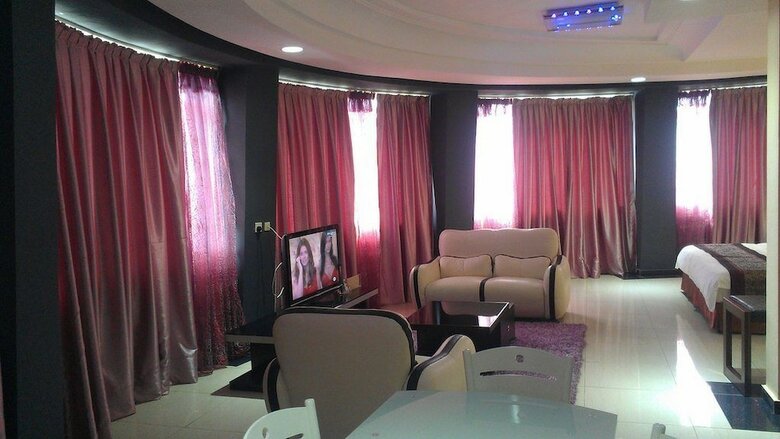 Sun Beach Hotel