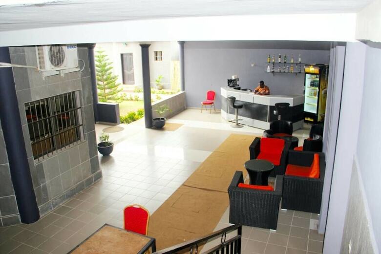 Mint Hotel