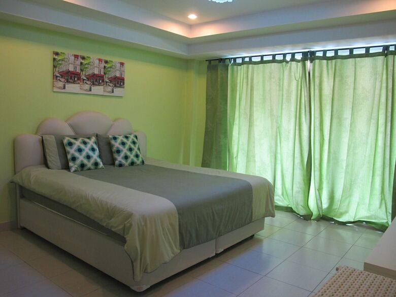 Hotel Little House