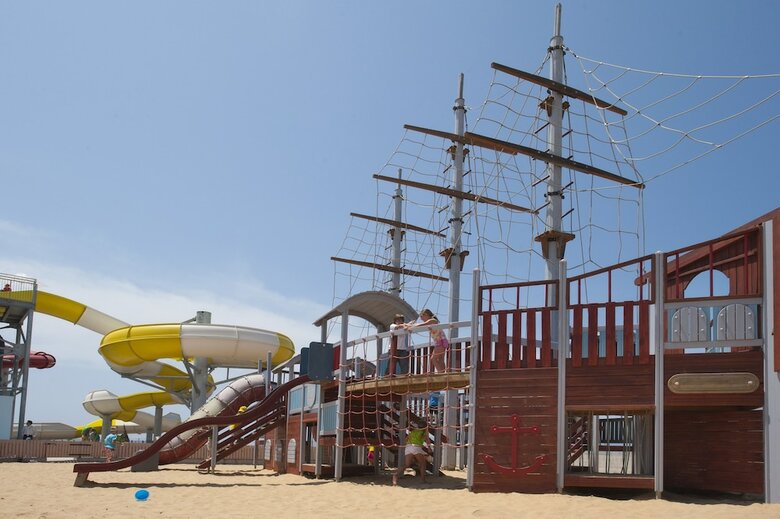 Hotel Louis Phaethon Beach - All Inclusive