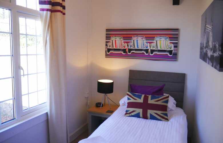 Bedford House Apartments
