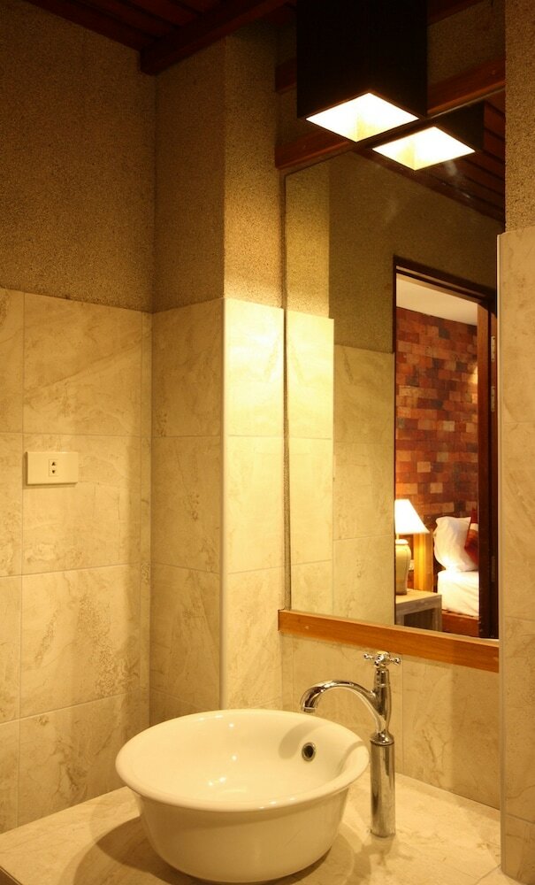 Baan Bandalay Hotel