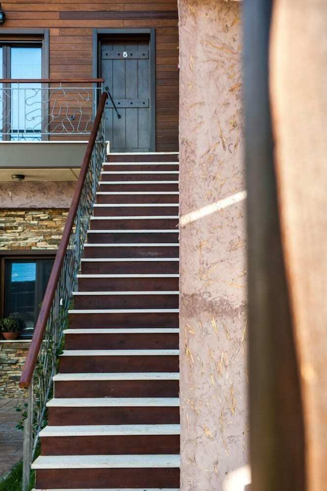 Hotel Polys Guest House