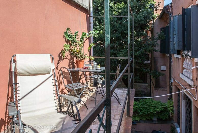 Veniceiloveyou Apartments