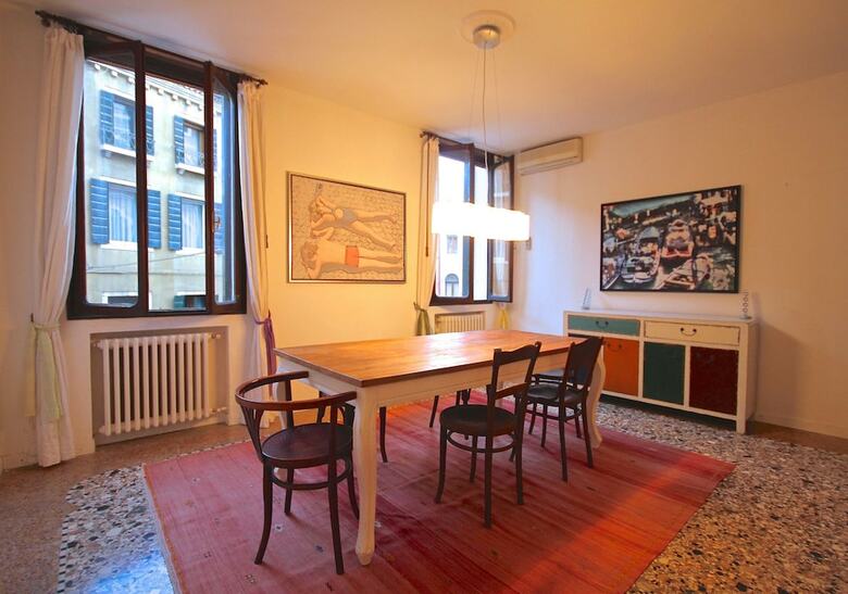Veniceiloveyou Apartments