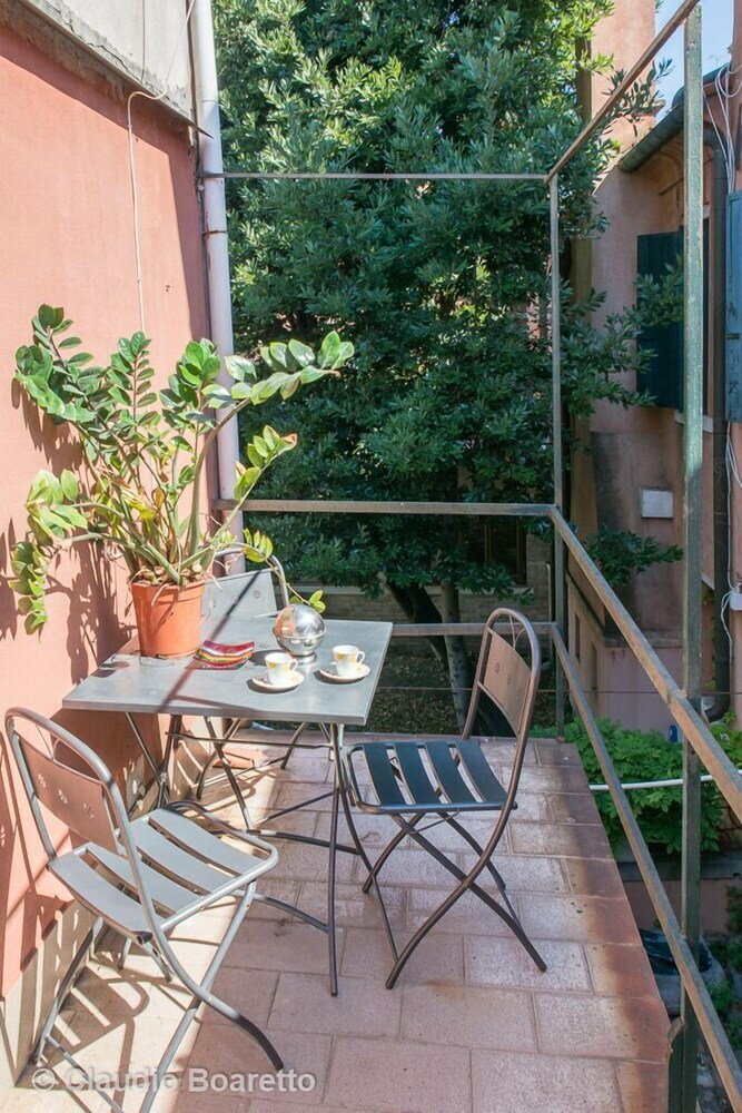Veniceiloveyou Apartments