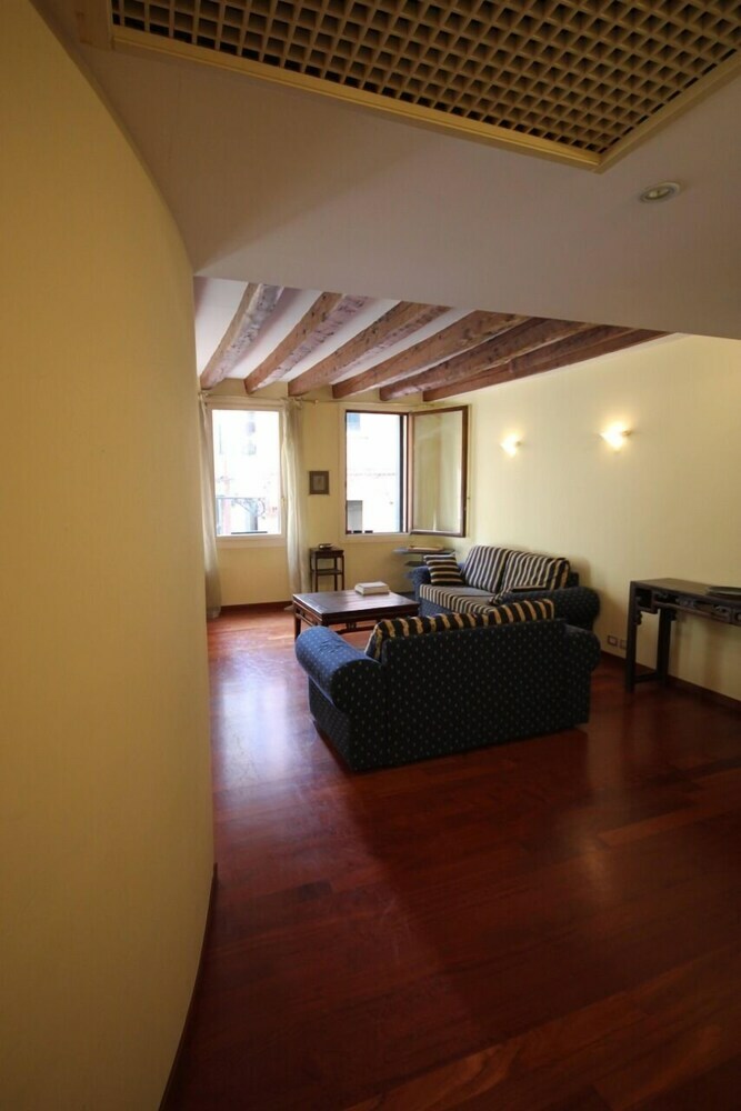 Veniceiloveyou Apartments