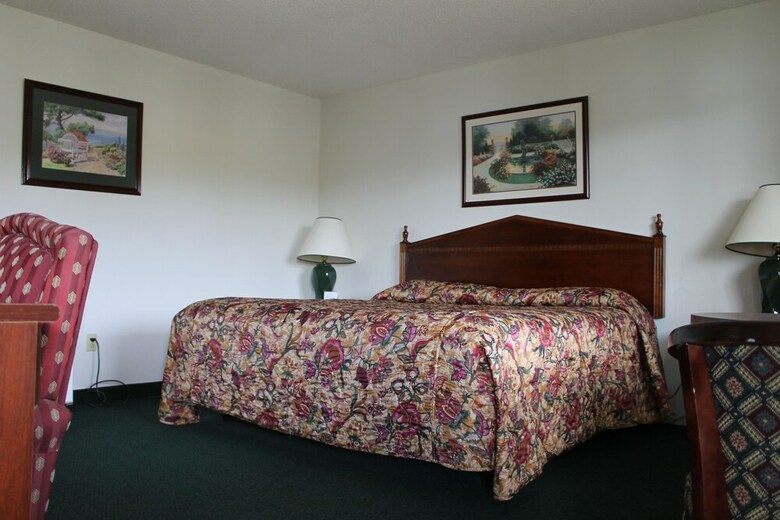 Motel Sundowner On Lake George