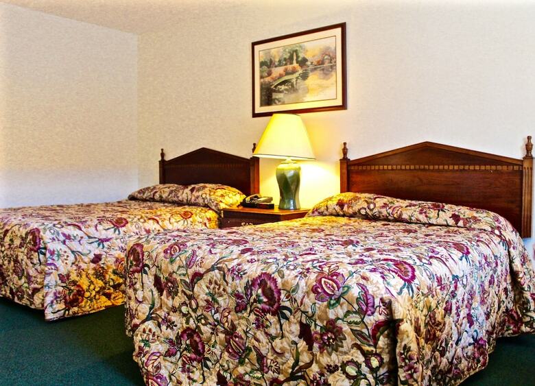 Motel Sundowner On Lake George