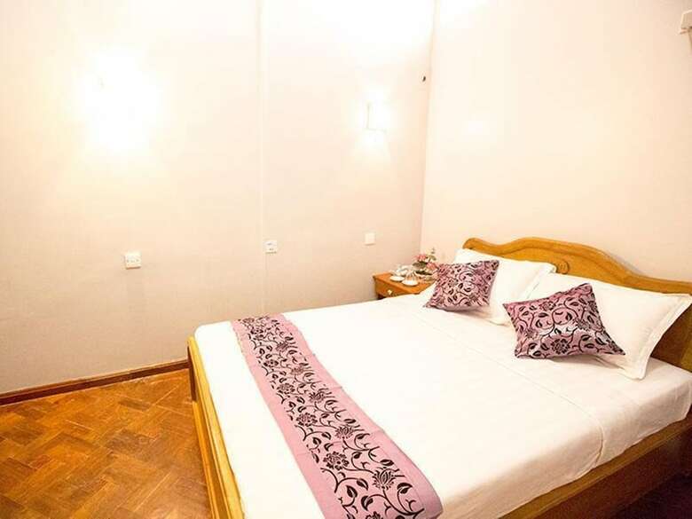 East Mandalay Hotel