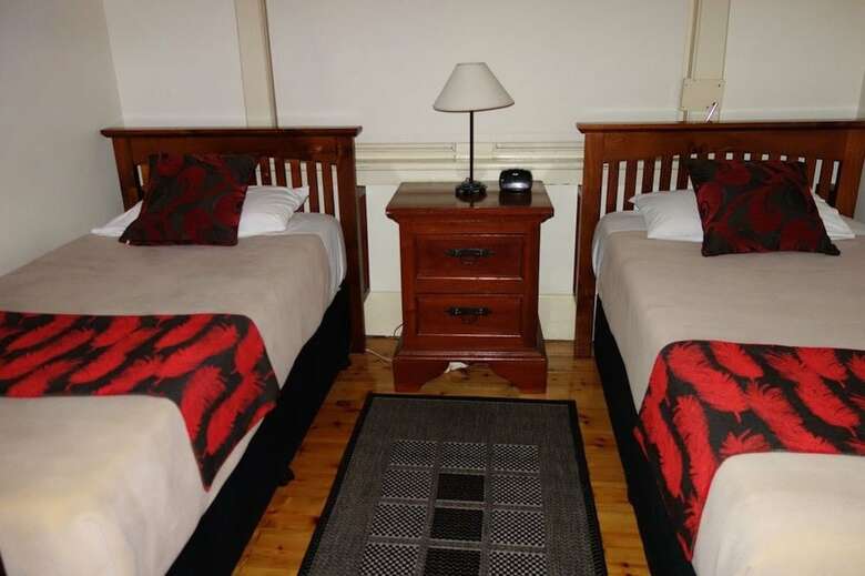 Glenelg Gateway Apartments