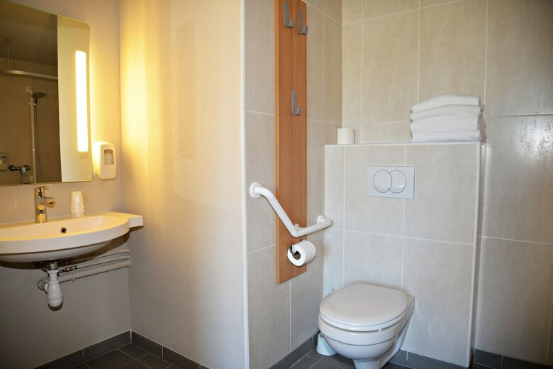 B&B Hotel Al�s - P�le M�canique