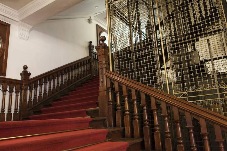 Queen's Hotel