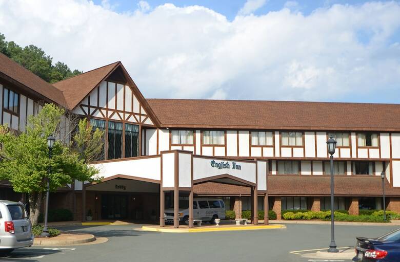 Hotel English Inn Of Charlottesville