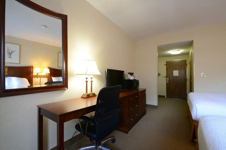 Hotel English Inn Of Charlottesville