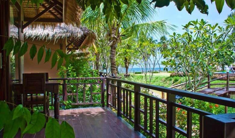 Nana Beach Hotel