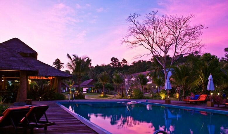 Nana Beach Hotel