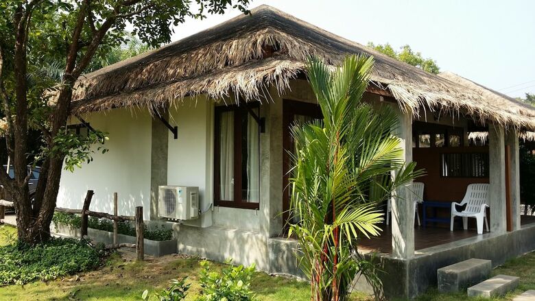 Nana Beach Hotel