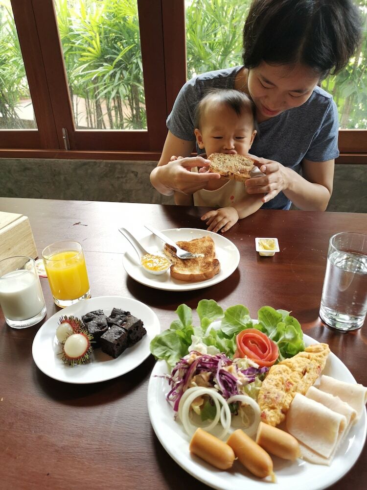Nana Beach Hotel