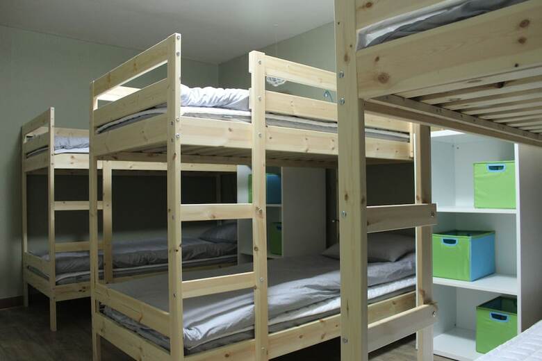 Hostal Dreamers Guesthouse - Hostel