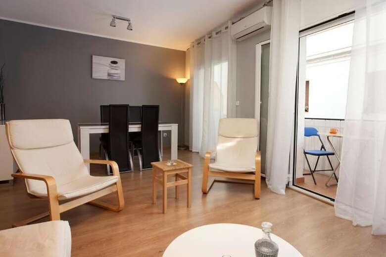 Apartamentos Happy Friends