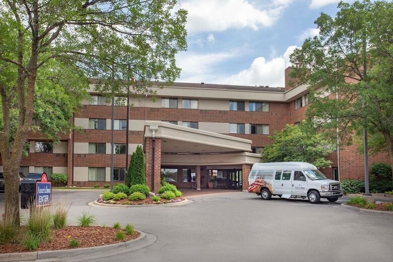 Hotel Americinn By Wyndham Bloomington Minneapolis