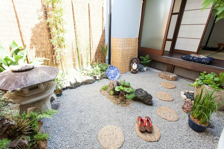 Apartamentos Kujo Stays