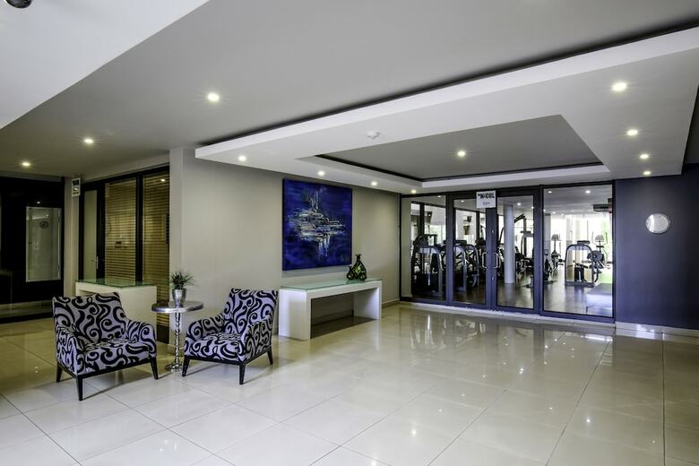 The Nicol Hotel And Apartments