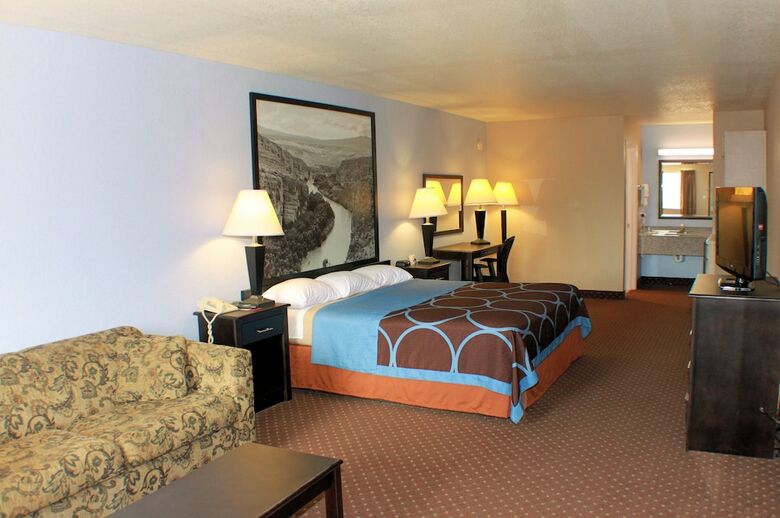 Motel Super 8 By Wyndham New Braunfels Tx